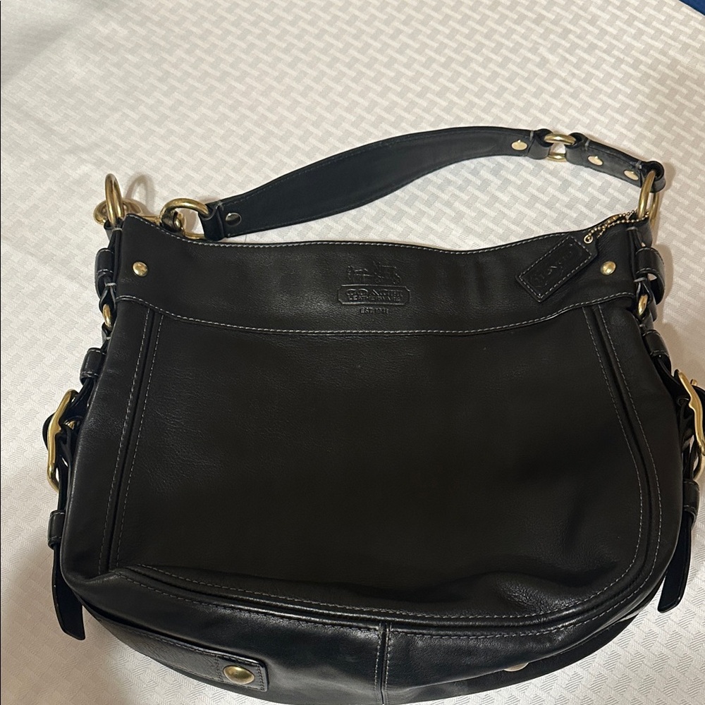 #762 Coach Black Leather Shoulder Bag with Gold Hardware